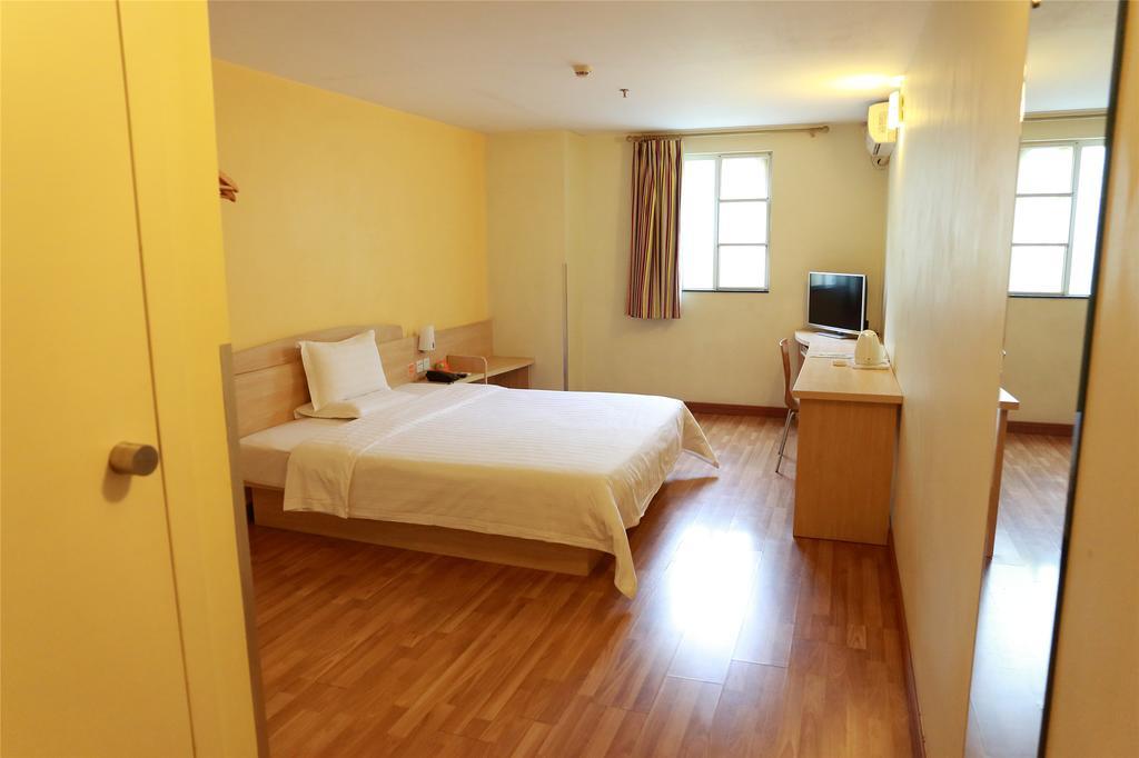 7Days Inn Shenzhen Shajing Shiming Square Exterior foto
