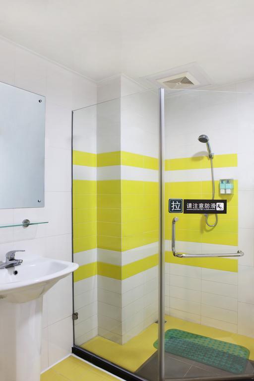 7Days Inn Shenzhen Shajing Shiming Square Quarto foto